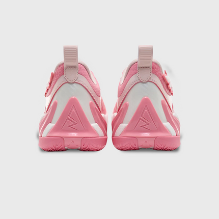Rigorer AR3 Basketbalschoen Valentines Day Roze achteraanzicht linker rechterschoen hiel