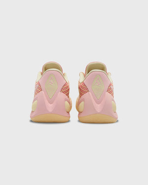 Rigorer AR1&nbsp; basketbalschoen Honey peach achteraanzicht logo roze geel