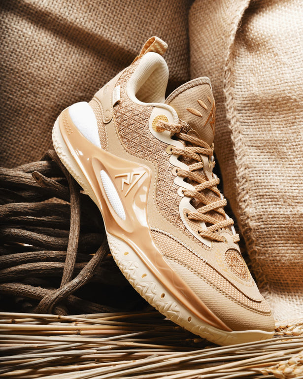 Rigorer AR2 Basketbalschoen HBK Austin Reeves Bruin zijkanten close up zijkant 