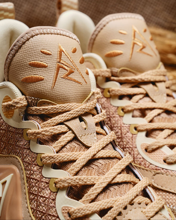 Rigorer AR2 Basketbalschoen HBK Austin Reeves Bruin Close up