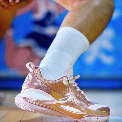 Rigorer AR2 Basketbalschoen Rose Gold lon feet Burned Sports