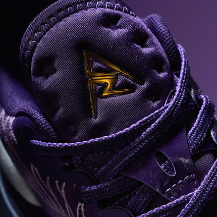 Rigorer AR2 Basketbalschoen Showtime close up bovenkant schoen detail aanzicht