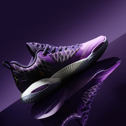 Rigorer AR2 Basketbalschoen Showtime Zijaanzicht met reflectie