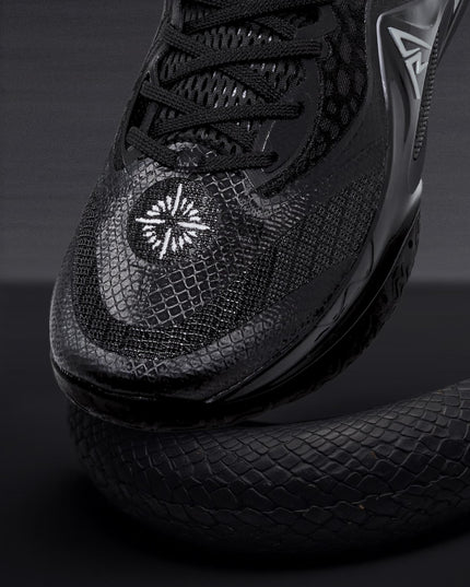 Rigorer AR2 Basketbalschoen Snake eyes close up teen schoen detail foto