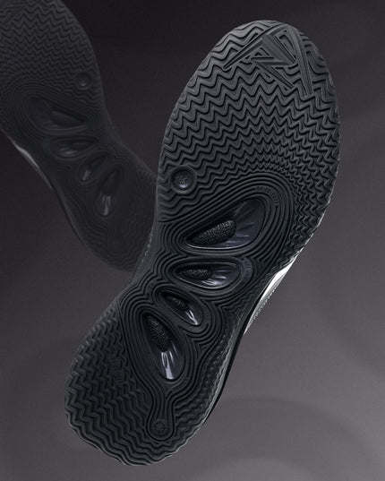 Rigorer AR2 Basketbalschoen Snake eyes Stock foto van schoen