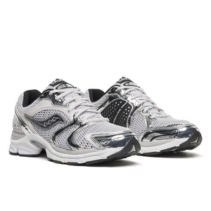 Saucony ProGrid Triumph 4 – Grau / Schwarz