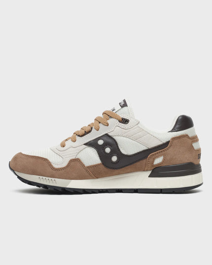 Baskets Saucony Shadow 5000 blanches et marron