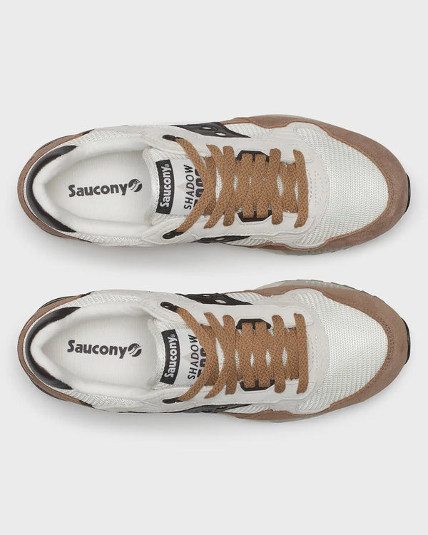 Baskets Saucony Shadow 5000 blanches et marron