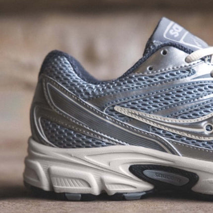 Saucony Ride Millennium Sneaker Zilver