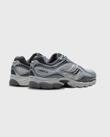 Saucony Omni 9 Microchip achterzijaanzicht