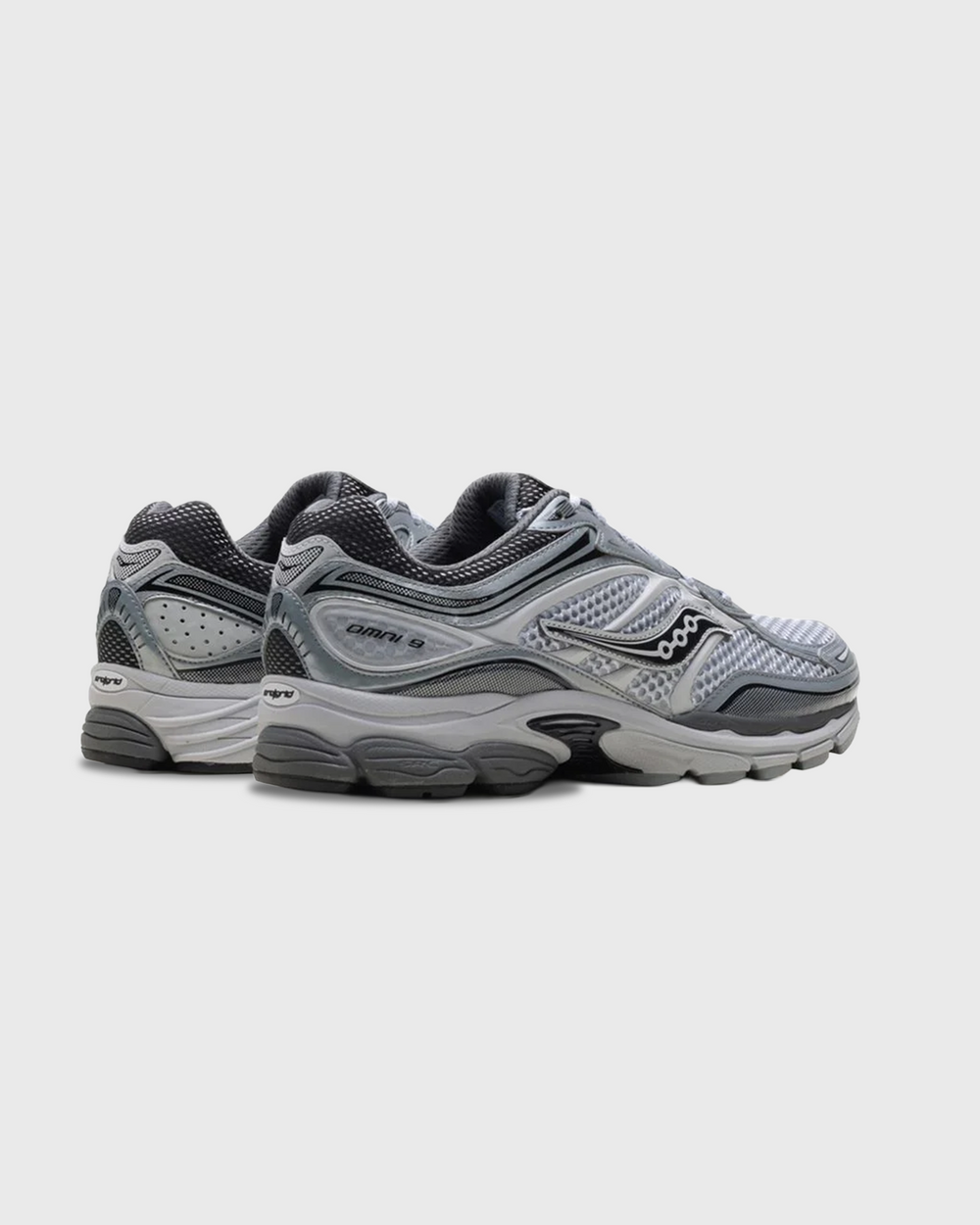 Saucony Omni 9 Microchip zijaanzicht buitenkant