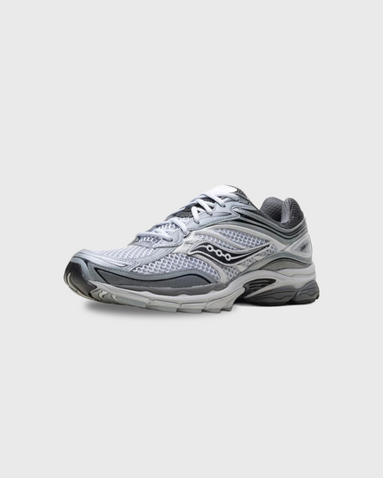 Saucony Omni 9 Microchip zijaanzicht buitenkant rechterschoen