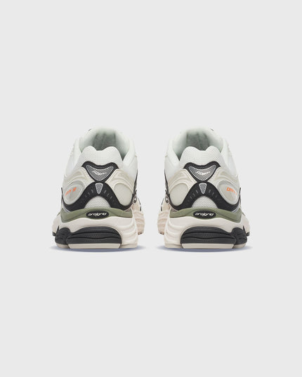 Saucony Progrid Omni 9 Sneaker Wit / Oranje ACHTERAAMZICHT