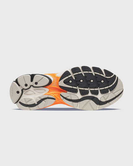 Saucony Progrid Omni 9 Sneaker Wit / Oranje ZOOLAANZICHT