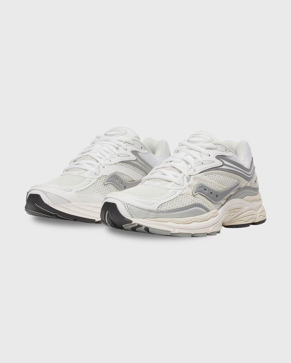 Saucony Progrid Omni 9 Sneaker Wit Zilver zijaanzicht buitenkant