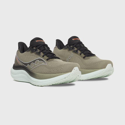 Saucony Triumph 23 Groen Zwart linker rechter schoen voorkant