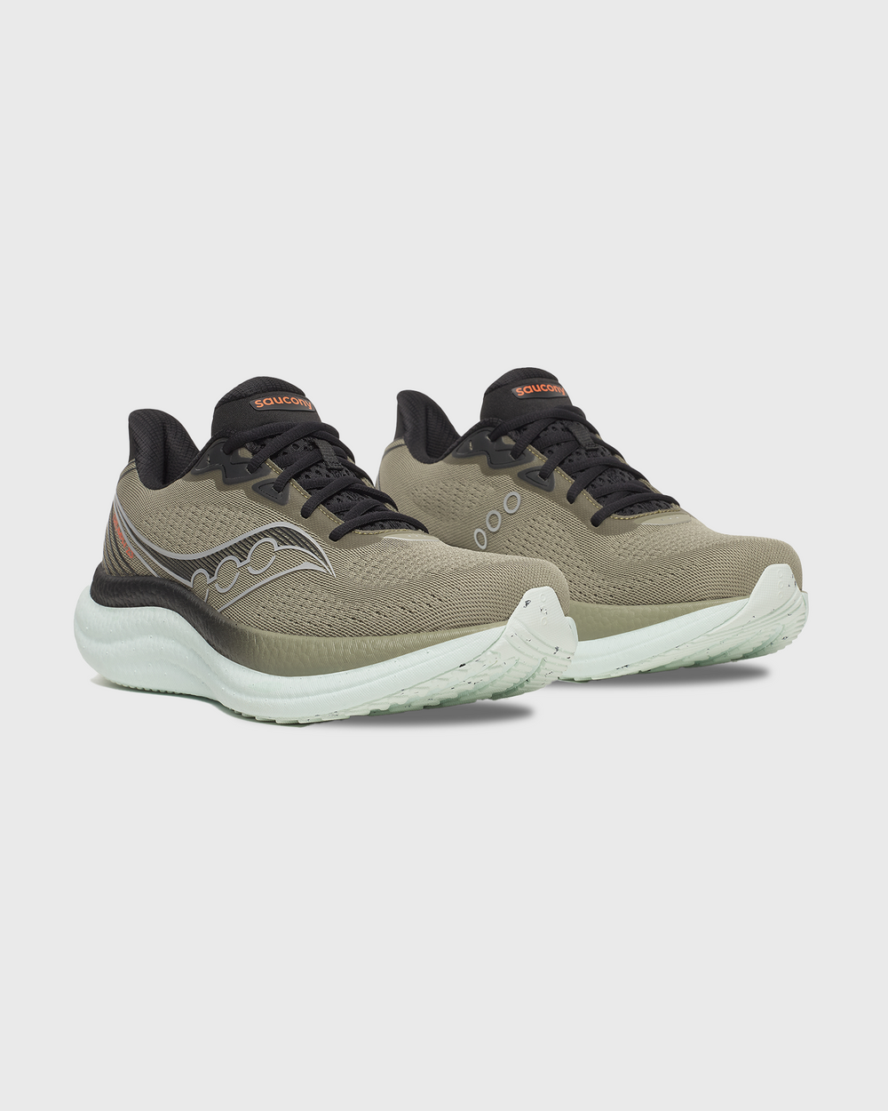 Saucony Triumph 23 Groen Zwart zijaanzicht buitenkant