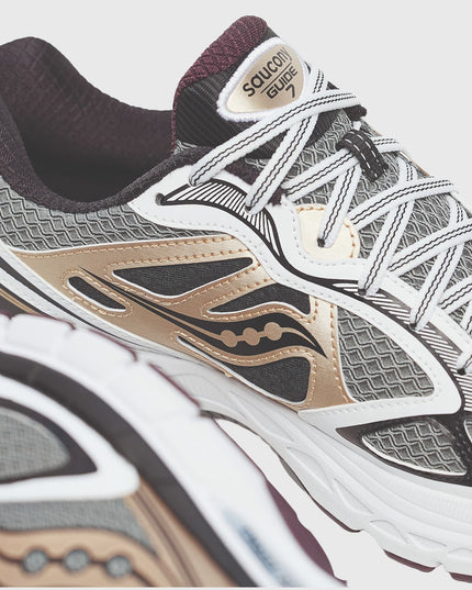 Baskets Saucony Progrid Guide 7 Blanc / Bronze