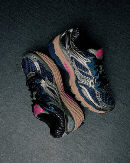 Saucony Progrid Omni 9 Sneaker Blue Brush Lifestyle foto grond