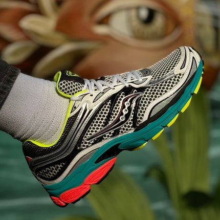 Saucony_Progrid_Omni_9_Sneaker_Mutant_1