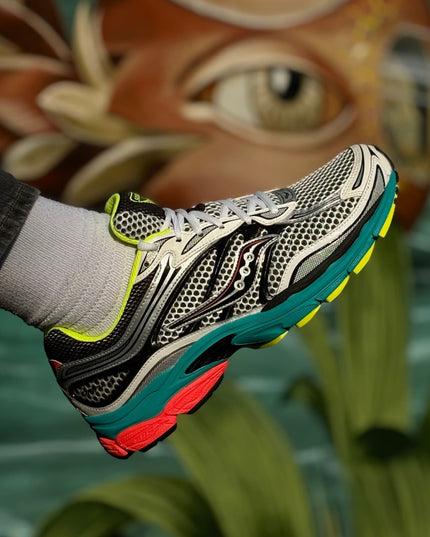 Saucony_Progrid_Omni_9_Sneaker_Mutant_1