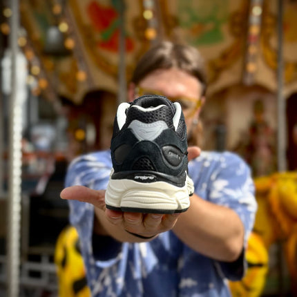 Saucony Progrid Omni 9 Sneaker Zwart