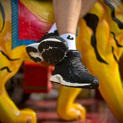 Saucony Progrid Omni 9 Sneaker Zwart