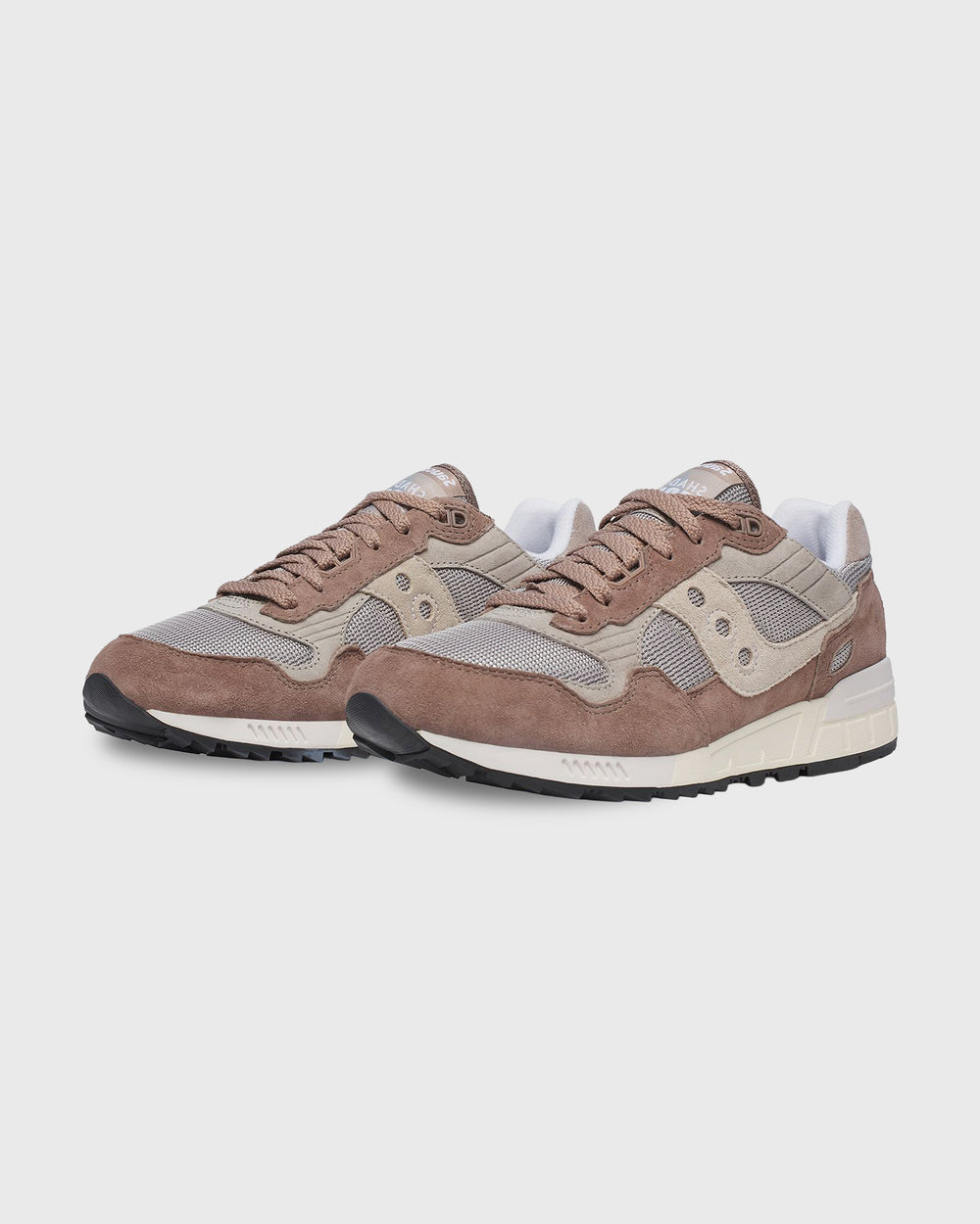 Saucony Shadow 5000 Gravel Grey zijaanzicht linker schoen 