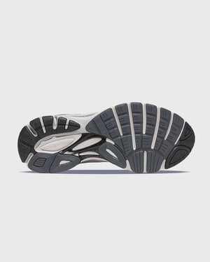 Saucony Progrid Guide 7 Sneaker Grijs Zilver zool