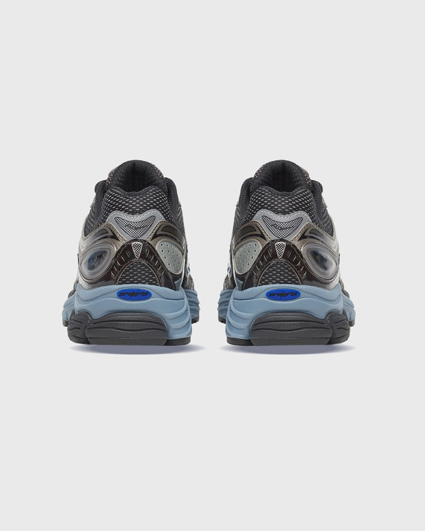 Saucony Progrid Omni 9 Sneaker Black / Torte achter