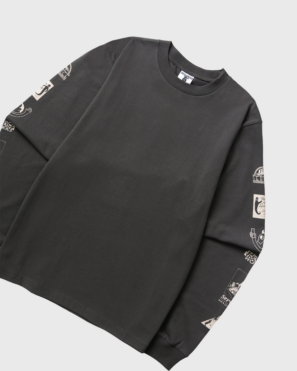 Service Works Bootleg Longsleeve Tee Charcoal schuin hele trui