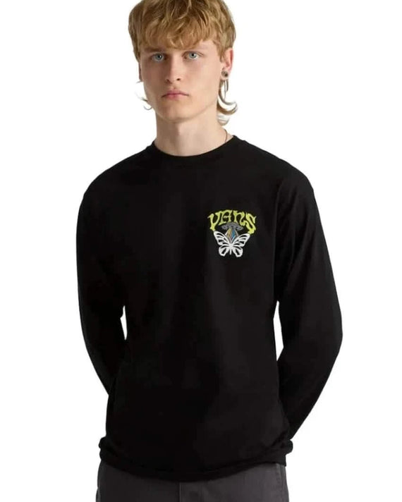 Skull-Saucer-LS-Tee-Black-Model-Front