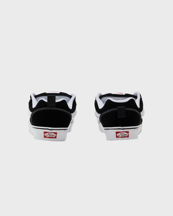 Knu Skool Black True White