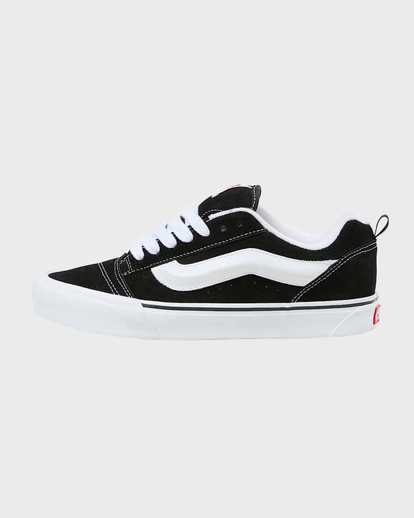 Knu Skool Black True White