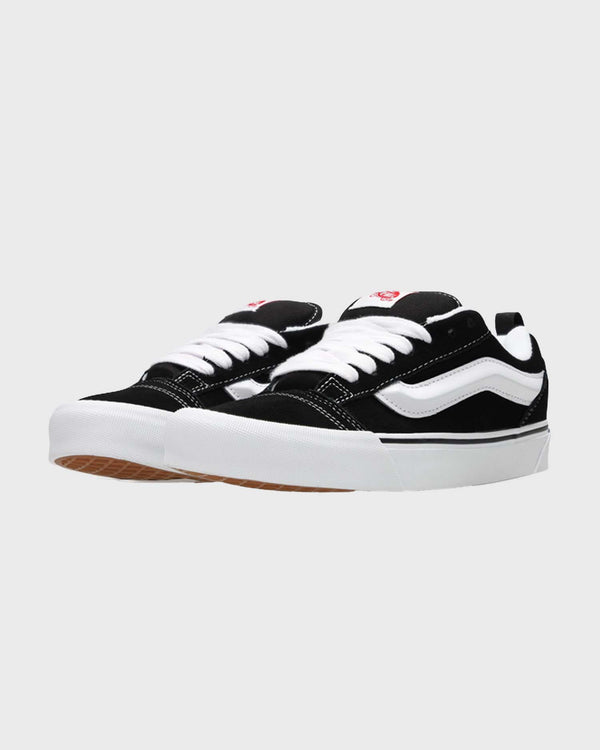 Knu Skool Black True White