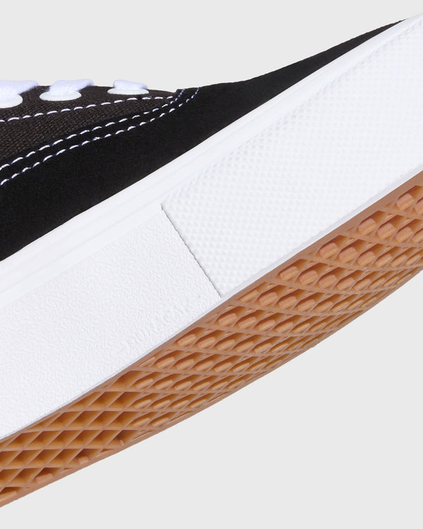 Close up Vans Era Skate Zwart op zijkant zool wit met waffle zool