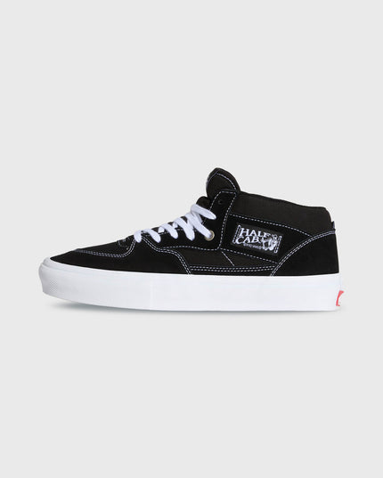 Vans Half Cab Zwart zijkant aanzicht label half cab zwart wit 