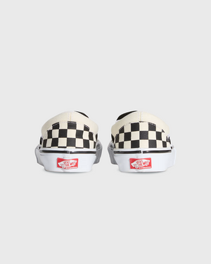 Vans Skate Slip-On Checkered achteraanzicht linker rechterschoen 