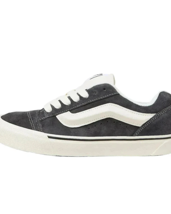 Vans_Knu_Skool_Grijs_links_aanzicht