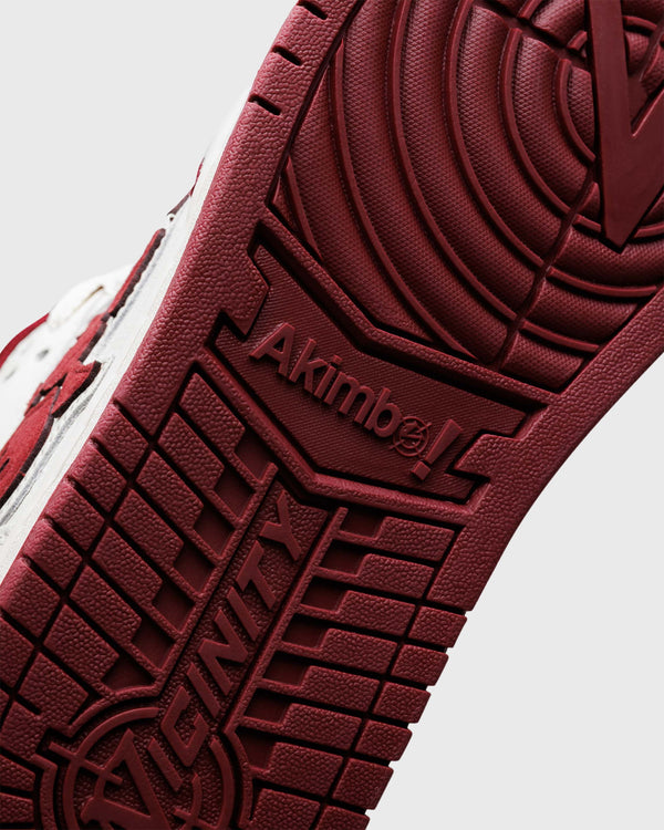 Vicinity Akimbo Low Crimson Red Close Up Onderkant Schoen
