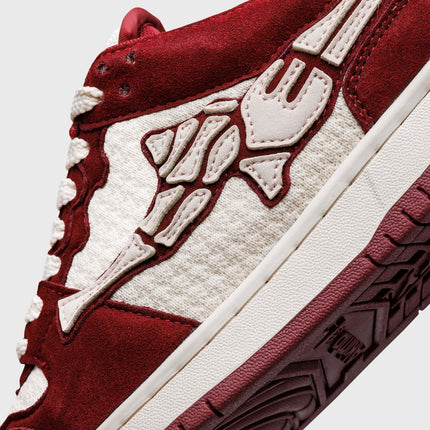 Vicinity Akimbo Low Rombo Wine Red Close Up 1 