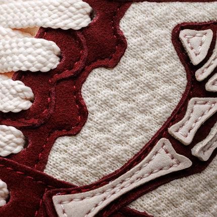 Vicinity Akimbo Low Rombo Wine Red Close Up 5