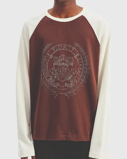 Vicinity Hall Of Fame Longsleeve Bruin Creme vooraanzicht