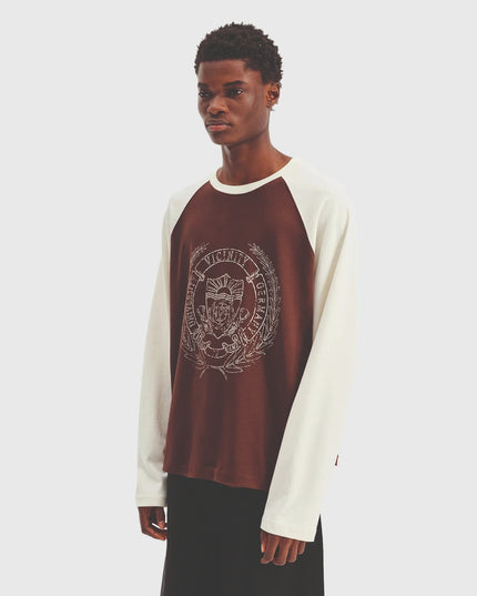 Vicinity Hall Of Fame Longsleeve Bruin Creme zijaanzicht