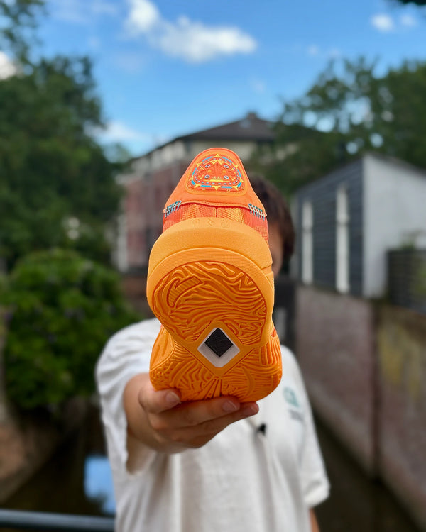 Anta KAI 3 Basketbalschoen 'Calcite / Sun'