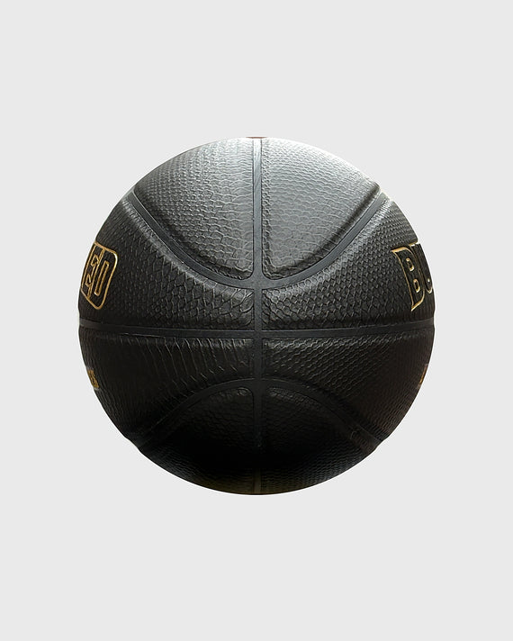 Burned In/Outdoor Basketbal Black Croco, maat 7, vrijstaand op grijze achtergrond - Burned Sports