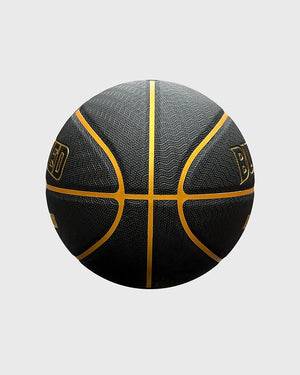 Burned In/Outdoor Basketbal Black Gold, maat 7, vrijstaand op grijze achtergrond - Burned Sports
