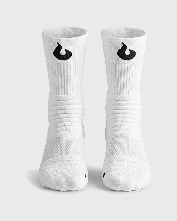 Burned Elite Performance Sock in wit, vooraanzicht van het paar, linker- en rechtersok - Burned Sports