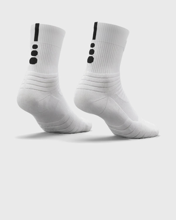 Burned Elite Performance Sock in wit, achterkant, schuin van achteren - Burned Sports