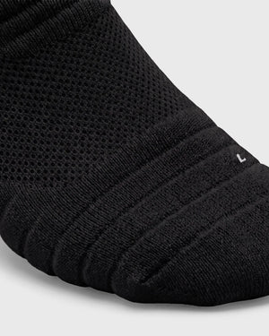 Burned Elite Performance Sock in zwart, detailopname van het fijne gaas en de teen - Burned Sports
